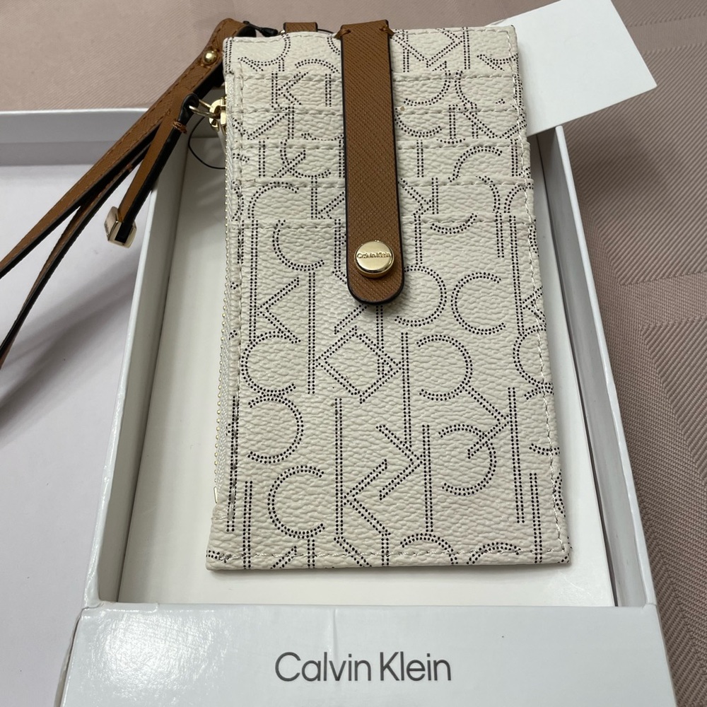 Calvin Klein Card Wallet Keychain